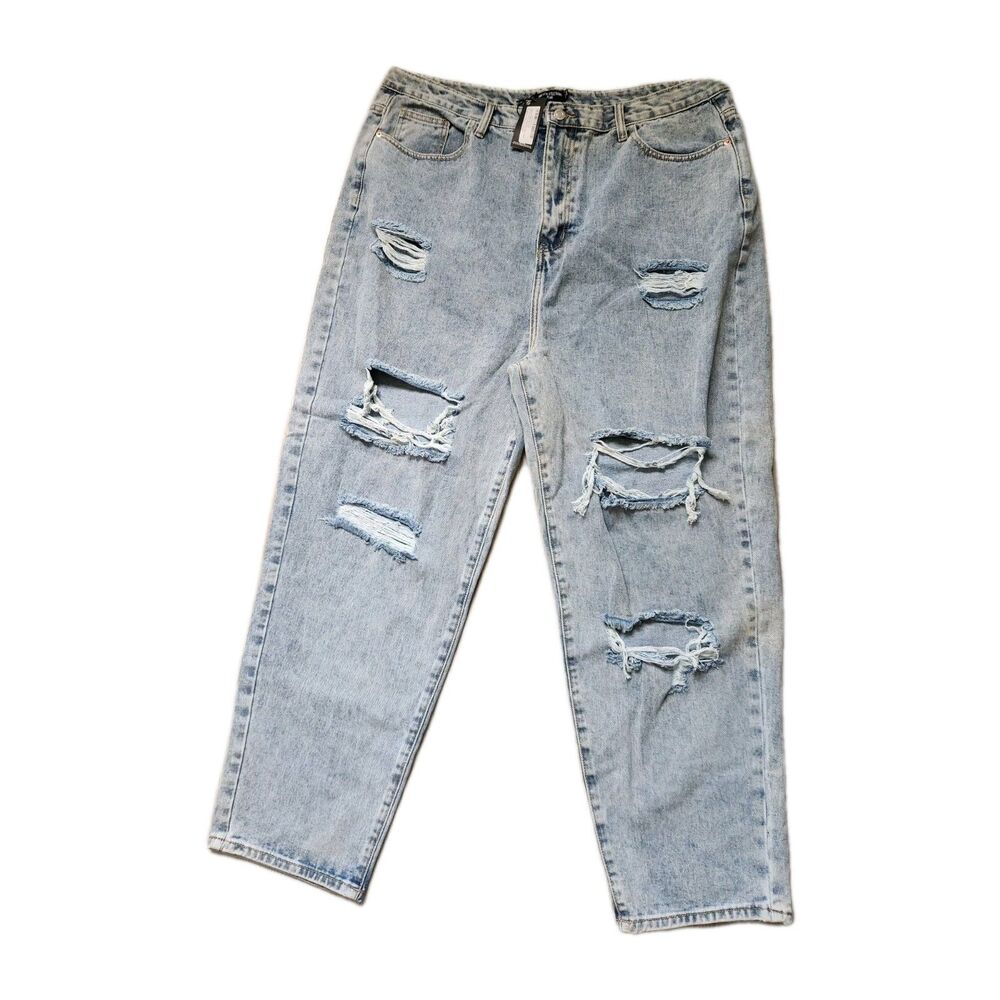 NWT PrettyLittleThing Plus Distressed Mom Jeans Women 16 Light Wash Ripped Denim